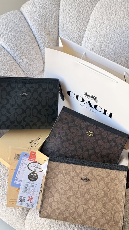 باوتش COACH / شامل علبة